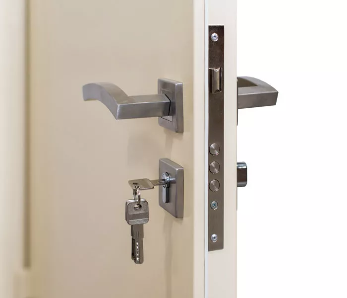 produktbild-wohnungstuer-800-600-e1528916509116